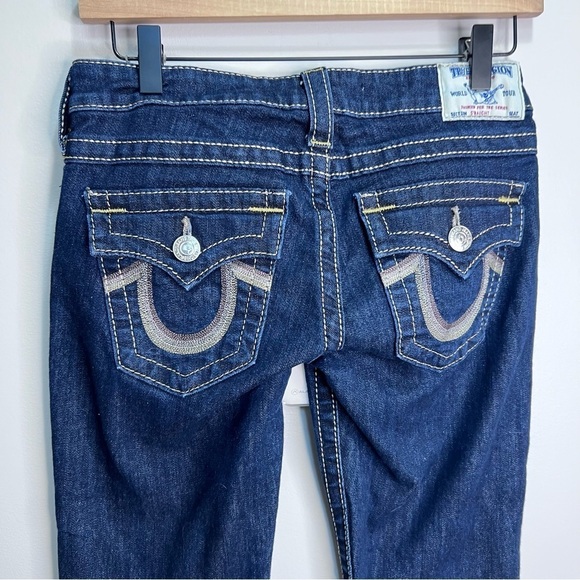 True Religion Straight Leg Dark Wash Jeans Size 26 - Picture 9 of 16